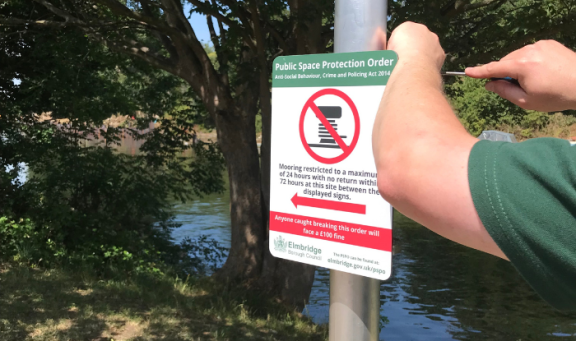 PSPO unauthorised mooring sign