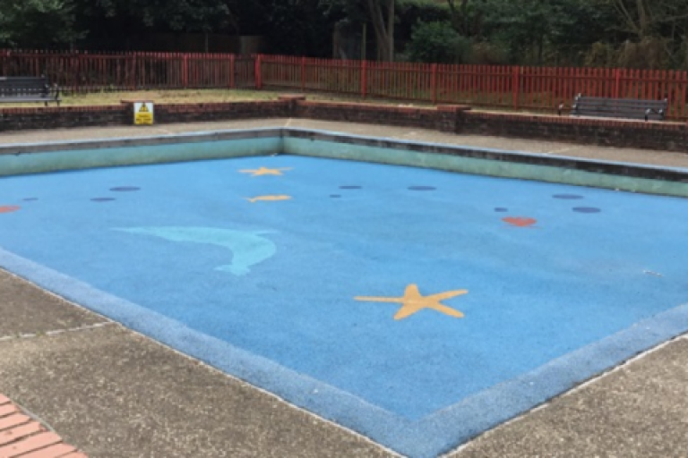 Paddling pool