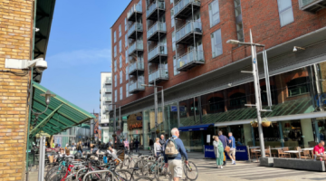Outdoor shopping area with bicycle rack