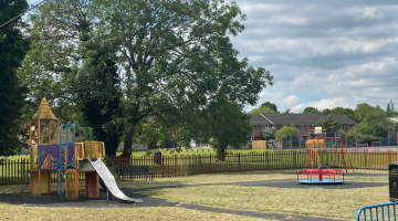 Play park in Lower Green